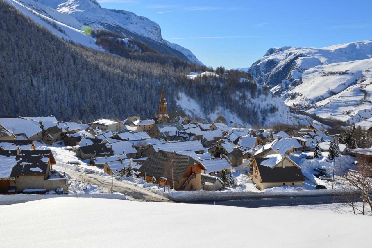 Le Gite Les Melezes Villar-dʼArène Buitenkant foto